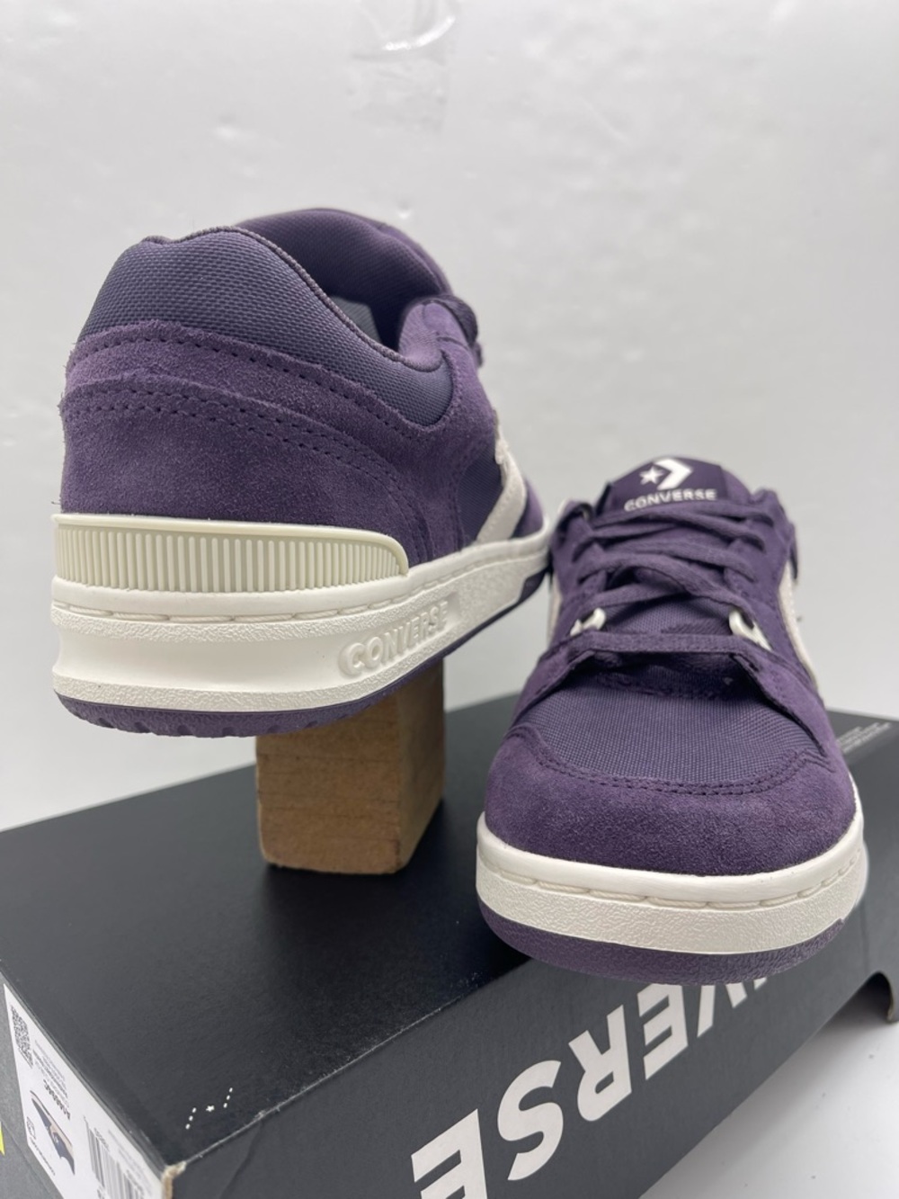Converse Men’s CL98 Ox Raisin Egret A14694C Low Top Sneakers - Picture 10 of 16